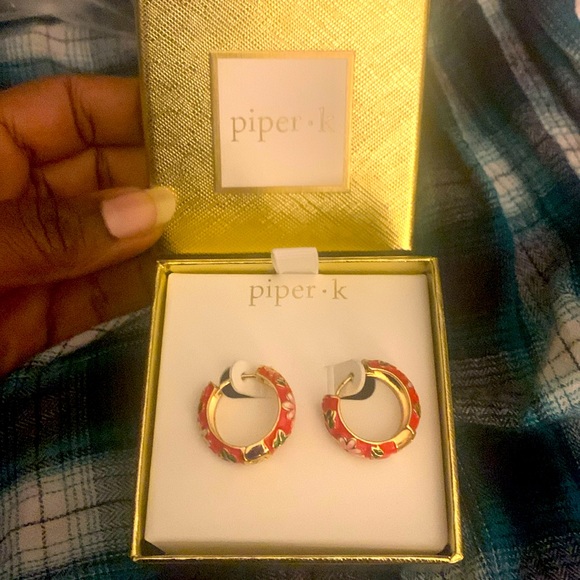 Earrings - Picture 1 of 6